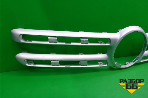 Накладка на решетку радиатора (A2478881900) для Mercedes Benz GLB-Klass X247 с 2019г (ГЛБ)