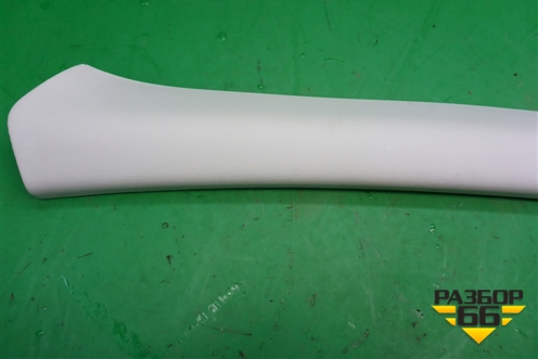 Обшивка стойки лобового стекла левая (BM51A03199A) для Ford Focus 3 с 2011г (Фокус)