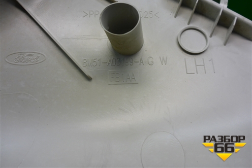 Обшивка стойки лобового стекла левая (BM51A03199A) для Ford Focus 3 с 2011г (Фокус)