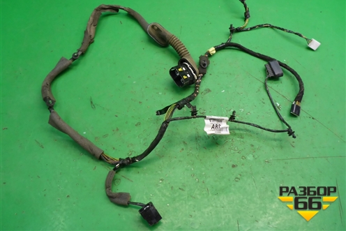 Проводка двери передней правой (электрический стеклоподъёмник) (BV6T14K138) для Ford Focus 3 с 2011г (Фокус)