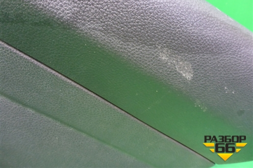 Обшивка двери задней правой под механику (хетчбэк) (BM51A27406A) для Ford Focus 3 с 2011г (Фокус)