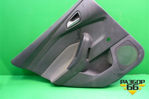 Обшивка двери задней левой под механику (хетчбэк) (BM51A27407A) для Ford Focus 3 с 2011г (Фокус)