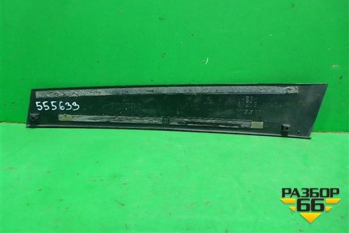 Накладка двери передней левой (на рамку) (802D31MA0A) для Infiniti Infiniti Q70 с 2013-2019г (Ку70)