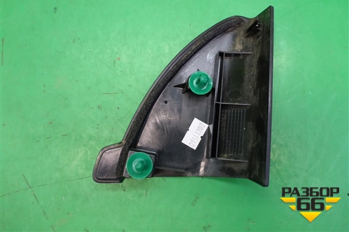 Накладка двери передней левой уголок (96984323) для Chevrolet Cruze c 2009-2015г (Круз)