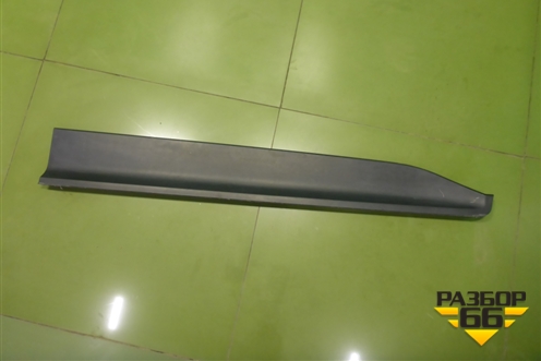 Накладка двери передней правой (87724M0000) для Hyundai Creta с 2016-2021г (Крета)