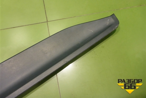 Накладка двери передней правой (87724M0000) для Hyundai Creta с 2016-2021г (Крета)