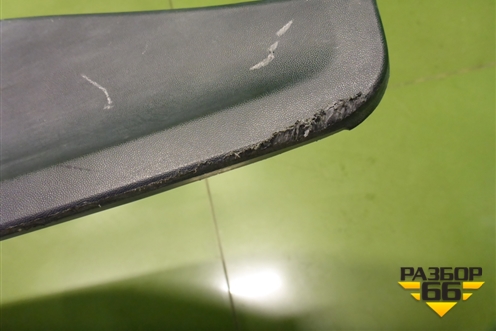 Накладка двери передней правой (87724M0000) для Hyundai Creta с 2016-2021г (Крета)