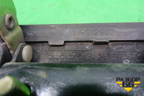 Ручка наружная двери передней левой (MR313839) для Mitsubishi Pajero Sport с 1996-2008г (Паджеро Спорт)