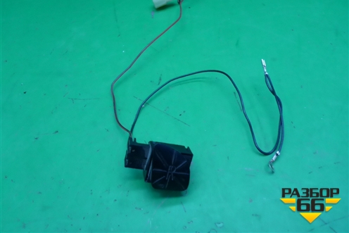 Кнопка звукового сигнала правая для Chevrolet Aveo (T250) с 2005-2011 (Авео Т250)