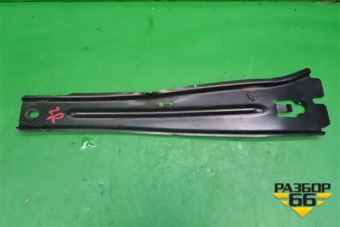 Кронштейн пола задний правый (1646122631) для Mercedes Benz ML-Klass W164 c 2005-2011г (МЛ)