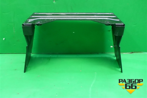 Кронштейн консоли передний (A1646801514) для Mercedes Benz ML-Klass W164 c 2005-2011г (МЛ)