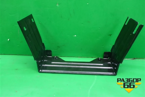 Кронштейн консоли передний (A1646801514) для Mercedes Benz ML-Klass W164 c 2005-2011г (МЛ)