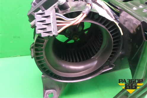 Корпус отопителя (задний) (A2218703858) для Mercedes Benz ML-Klass W164 c 2005-2011г (МЛ)