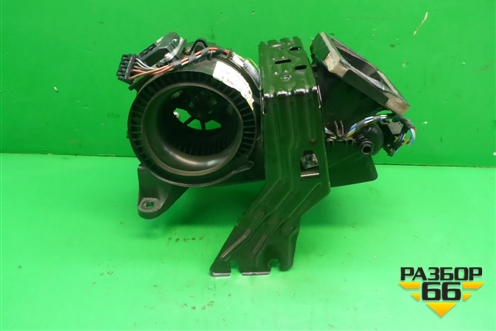 Корпус отопителя (задний) (A2218703858) для Mercedes Benz ML-Klass W164 c 2005-2011г (МЛ)