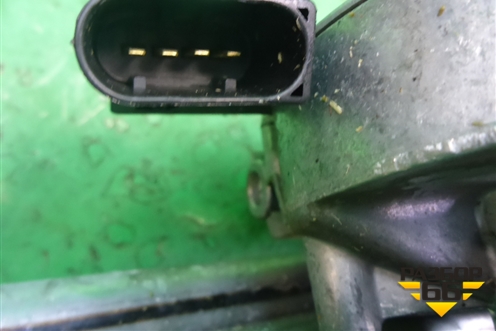 Трапеция стеклоочистителей (A1648200240) для Mercedes Benz ML-Klass W164 c 2005-2011г (МЛ)