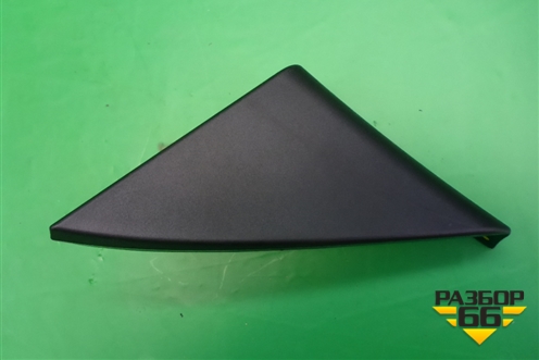 Накладка двери передней левой уголок (94251AJ010) для Subaru Legacy Outback (B14) с 2009-2014г (Легаси Аутбек)