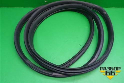 Уплотнитель двери задней левой для Subaru Legacy Outback (B14) с 2009-2014г (Легаси Аутбек)