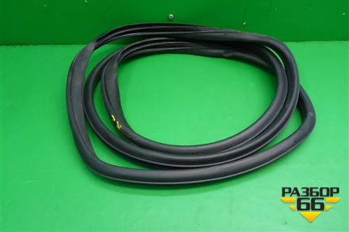 Уплотнитель двери задней правой для Subaru Legacy Outback (B14) с 2009-2014г (Легаси Аутбек)