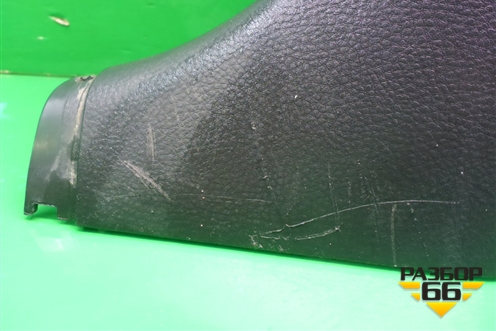 Обшивка стойки центральная нижняя правая (MR444208) для Mitsubishi Lancer-9  с 2003-2008г (Лансер)