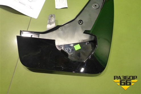 Брызговики передние комплект (новые) (84689678) для Cadillac Escalade с 2020г (Эскалеид 5)