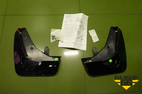 Брызговики передние комплект (новые) (84689678) для Cadillac Escalade с 2020г (Эскалеид 5)