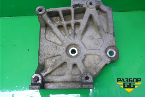 Кронштейн компрессора кондиционера (2.0л 4G63) (MN134179) для Mitsubishi Lancer-9  с 2003-2008г (Лансер)