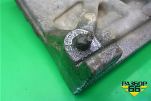 Кронштейн компрессора кондиционера (2.0л 4G63) (MN134179) для Mitsubishi Lancer-9  с 2003-2008г (Лансер)