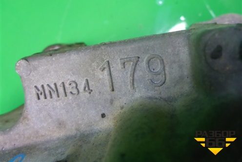 Кронштейн компрессора кондиционера (2.0л 4G63) (MN134179) для Mitsubishi Lancer-9  с 2003-2008г (Лансер)