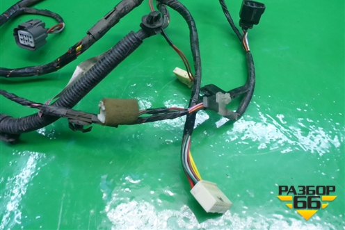 Проводка двери передней левой (MN151095) для Mitsubishi Lancer-9  с 2003-2008г (Лансер)