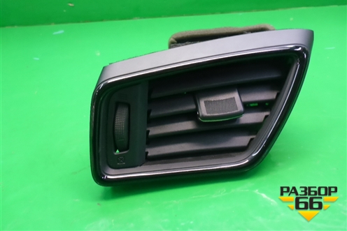 Дефлектор воздушный левый (687614BA0A) для Nissan Qashqai (J11E) с 2013г (Кашкай)