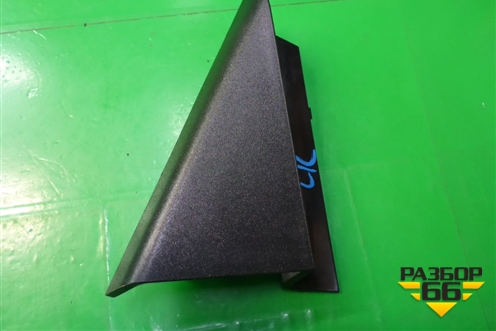 Накладка двери задней правой (уголок) (822344EA0A) для Nissan Qashqai (J11E) с 2013г (Кашкай)