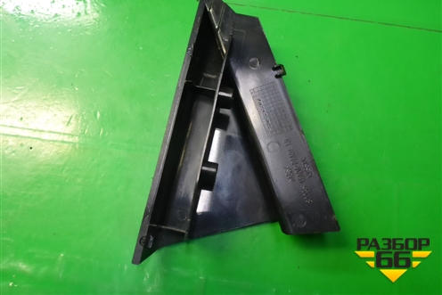 Накладка двери задней правой (уголок) (822354EA0A) для Nissan Qashqai (J11E) с 2013г (Кашкай)