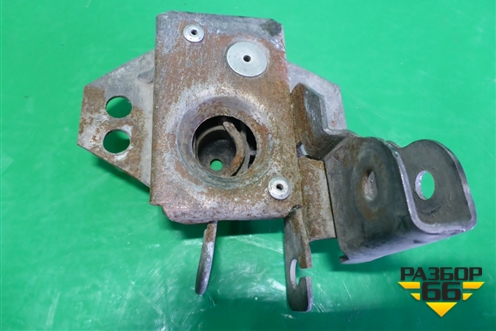 Замок капота  левый для Iveco Stralis с 2007г (Стралис)