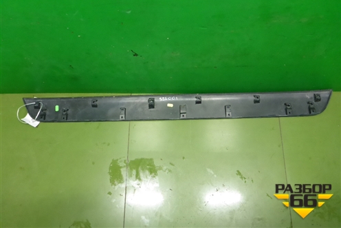 Накладка двери багажника (768020R070) для Toyota Rav-4 с 2018г (Рав 4)