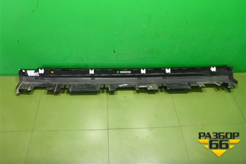 Накладка на порог наружная правая (AMG) (A1676982301) для Mercedes Benz GLE-Klass V167 с 2018г (ГЛЕ)