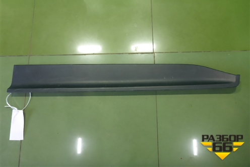 Накладка двери передней правой (87724M0000) для Hyundai Creta с 2016-2021г (Крета)