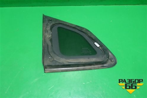 Стекло глухое правое (833124EA0A) для Nissan Qashqai (J11E) с 2013г (Кашкай)