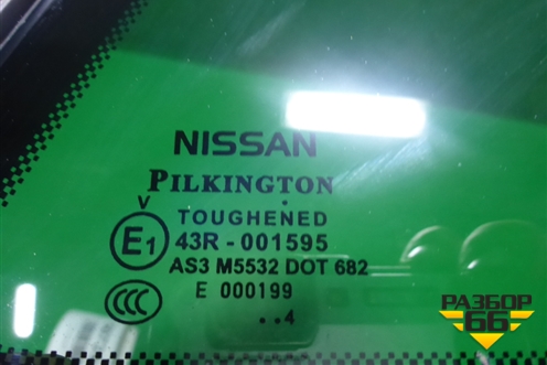 Стекло глухое правое (833124EA0A) для Nissan Qashqai (J11E) с 2013г (Кашкай)