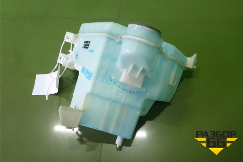 Бачок омывателя лобового стекла (860141385) для Toyota Land Cruiser Prado(120) с 2002-2009г (Ленд Крузер Прадо)