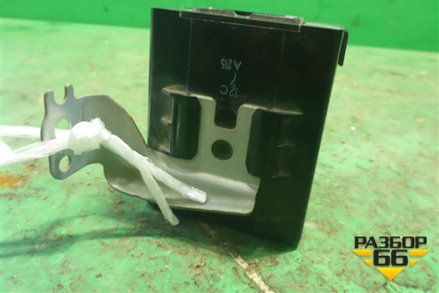 Блок управления вентилятором (8865042130) для Toyota Rav-4 с 2000-2005г (Рав 4)