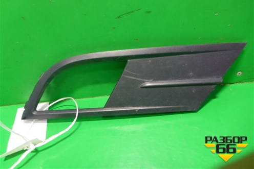 Накладка ПТФ правая (после 2014г) (5C6853666E) для Volkswagen Jetta с 2010-2019г (Джетта)