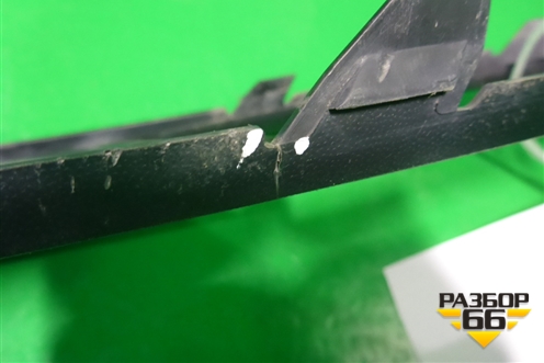 Накладка ПТФ правая (после 2014г) (5C6853666E) для Volkswagen Jetta с 2010-2019г (Джетта)