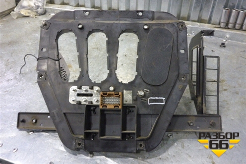 Кронштейн проводки  (под торпедо) (1804185) для Scania 5 R Series с 2004-2016г