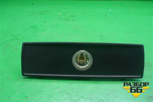 Гнездо прикуривателя (задний) (51166963373) для BMW X5 E70 с 2007-2013г (Х5 Е70)