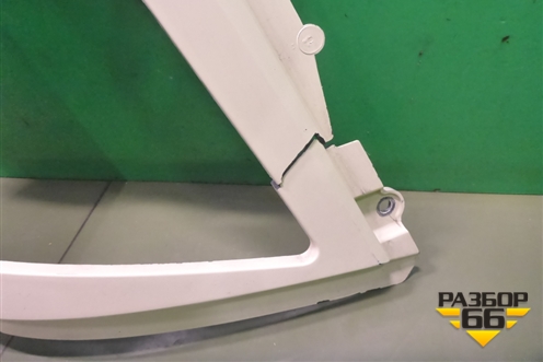 Рамка фары правой  (84169483) для Volvo TRUCK FH с 2013-2019г (ФШ)