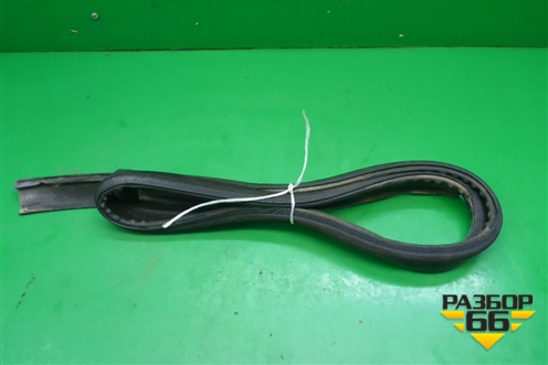 Уплотнитель на кузов левый для Renault Logan с 2004-2015г (Логан)