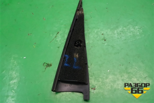 Накладка двери задней левой (уголок) (7L5839993) для Porsche Cayenne с 2003-2010г (Каен)