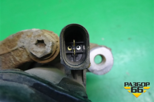 Суппорт задний левый (с моторчиком) для Nissan Qashqai (J11E) с 2013г (Кашкай)