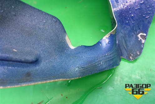 Кронштейн переднего крыла правый (7L5805100A) для Porsche Cayenne с 2003-2010г (Каен)