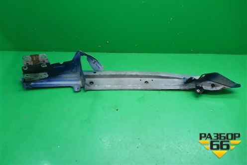 Кронштейн переднего крыла правый (7L5805100A) для Porsche Cayenne с 2003-2010г (Каен)